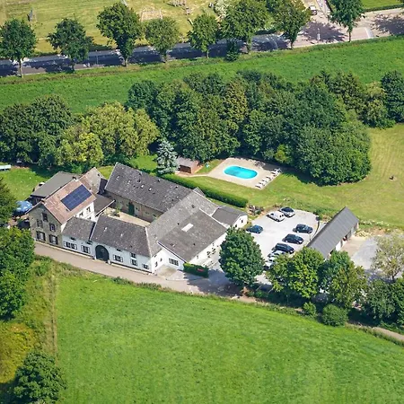 Vakantiewoning 12 *