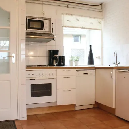 Appartement Vakantiewoning 12 *